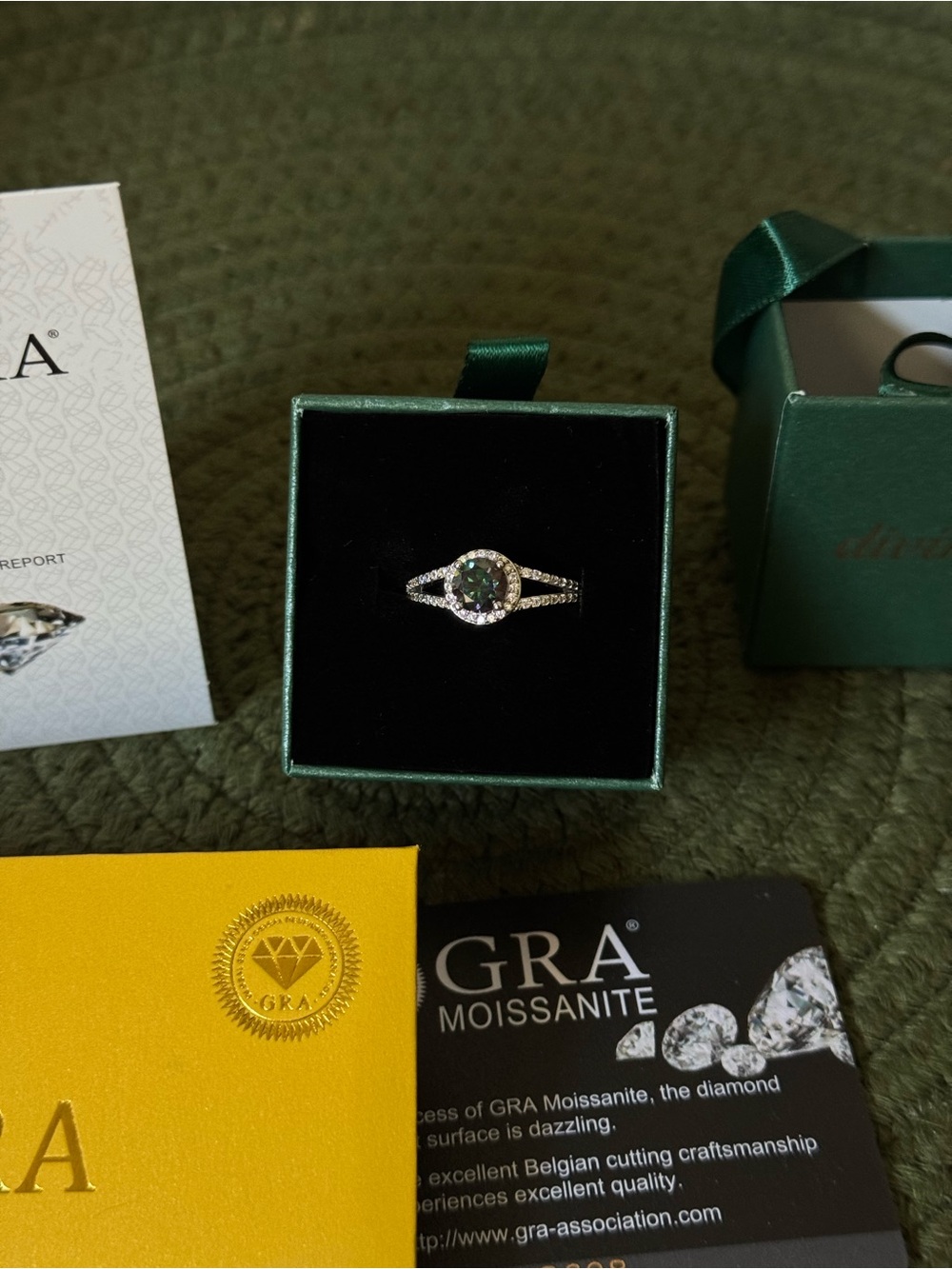 1 CT Midnight Blue Purple Green Moissanite Engagement Ring Size 10 - GRA Certifi - Picture 3 of 7